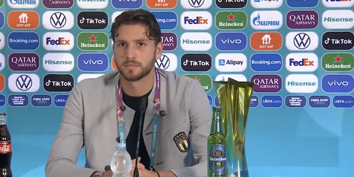 Locatelli moves Coke out of frame during press conference