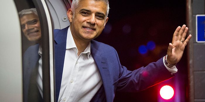 Sadiq Khan says not wearing a face mask should be a 'criminal offence'