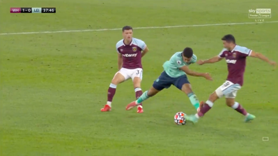 Ayoze Perez sent off for Leicester after horror tackle against West Ham