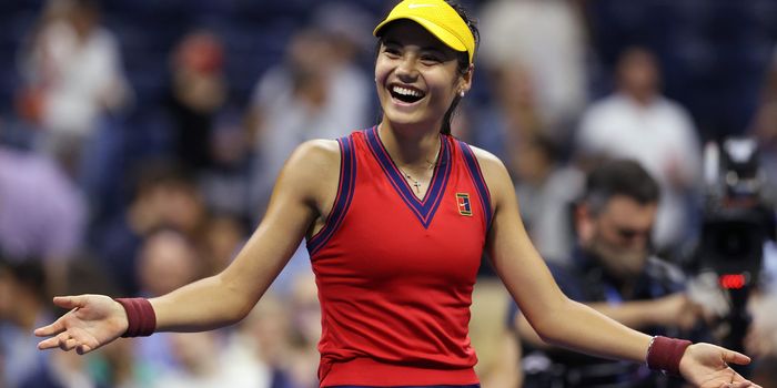 Emma Raducanu celebrates after making it to the US Open final