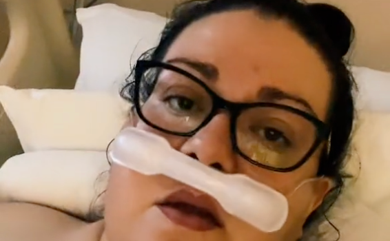Tiktoker pleads with others to get vaccine in her final days