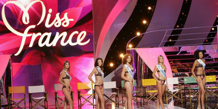 Former contestants sue Miss France beauty pageant