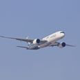 Internet fumes at viral pic of plane passenger’s ‘inconsiderate’ hair