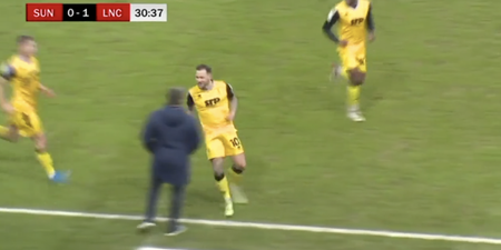 Lincoln striker celebrates in former manager’s face after scoring against Sunderland