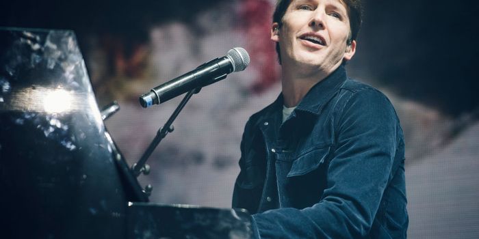 James Blunt threatens to release new music if Spotify don't remove Joe Rogan
