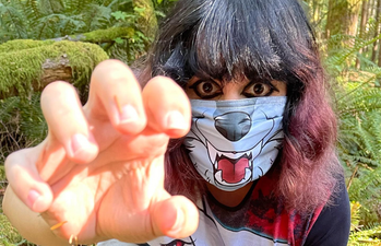 Woman explains why she identifies as a wolf