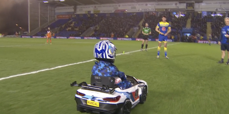‘Whizzy Rascal’ drives off with match ball ahead of Super League game