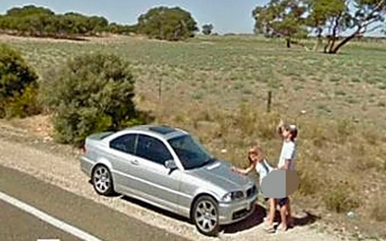 Couple caught having roadside sex on Google Street View