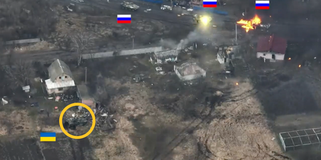 Moment single Ukrainian tank stops entire Russian column