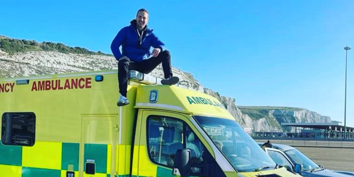 Welsh doctor drives ambulance to Ukraine
