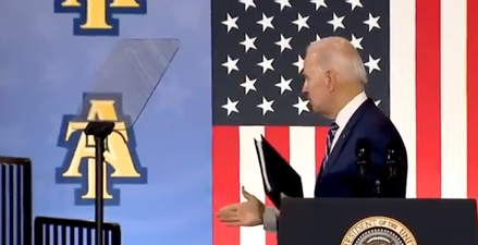 Joe Biden tries to shake hands with thin air after finishing speech