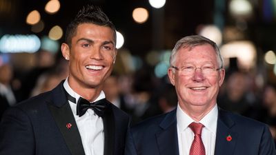 Cristiano Ronaldo holds secret meeting with Sir Alex Ferguson over Man Utd future