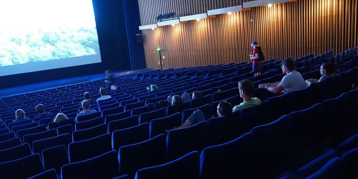 cinema chain offers free entry to redheads in heatwave