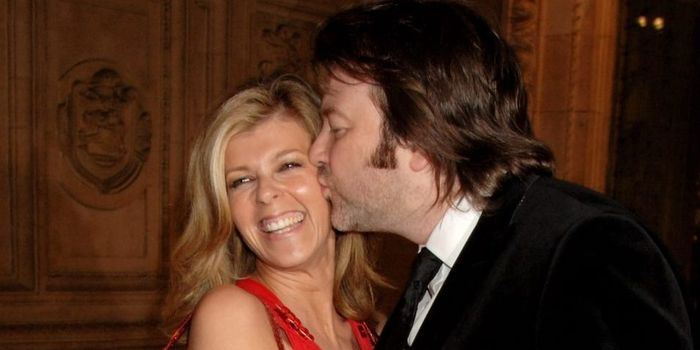 LONDON - OCTOBER 31: (EMBARGOED FOR PUBLICATION IN UK TABLOID NEWSPAPERS UNTIL 48 HOURS AFTER CREATE DATE AND TIME) Kate Garraway and her husband Derek Draper arrive at the National Television Awards 2007, at the Royal Albert Hall on October 31, 2007 in London, England. (Photo by Dave M. Benett/Getty Images)