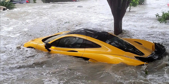 McLaren submerged in water as Hurricane Ian engulfs Florida