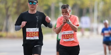 Chinese man ‘runs entire marathon in just three and a half hours whilst chain smoking’