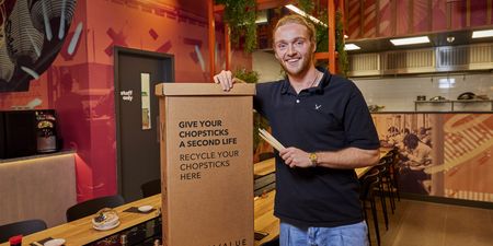 Everton’s Tom Davies partners with ChopValue and Fnatic to deliver world’s most sustainable gaming desk