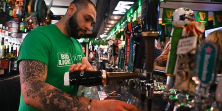 Bartender shares red flags customers should look for when ordering drinks