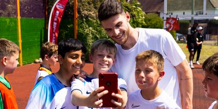 <strong>Declan Rice surprises kids from his hometown</strong>